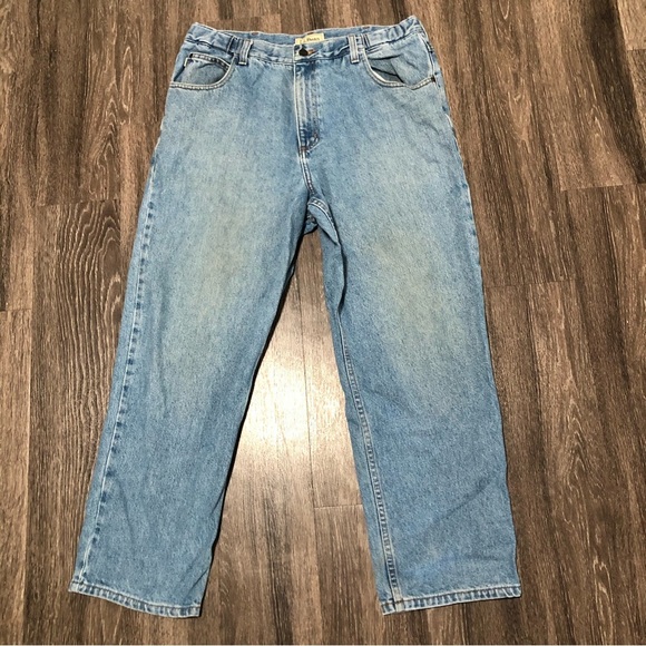 L.L.Bean Light Wash Comfort Waist Jeans | Relaxed Fit Denim | 35x28 - Picture 1 of 6